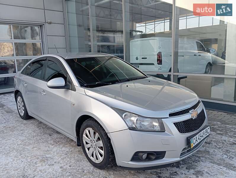 Chevrolet Cruze 2011