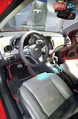 Седан Chevrolet Cruze 2009 в Полтаве