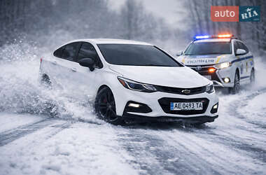 Седан Chevrolet Cruze 2018 в Кривом Роге