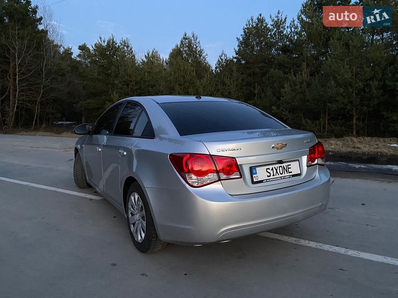 Седан Chevrolet Cruze 2012 в Славуте