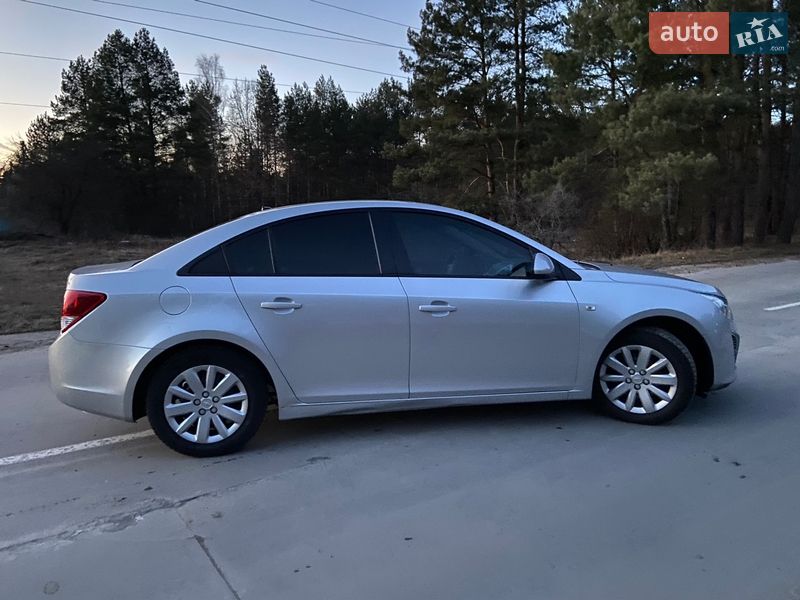 Седан Chevrolet Cruze 2012 в Славуте