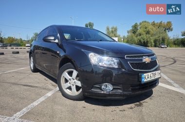 Седан Chevrolet Cruze 2011 в Киеве