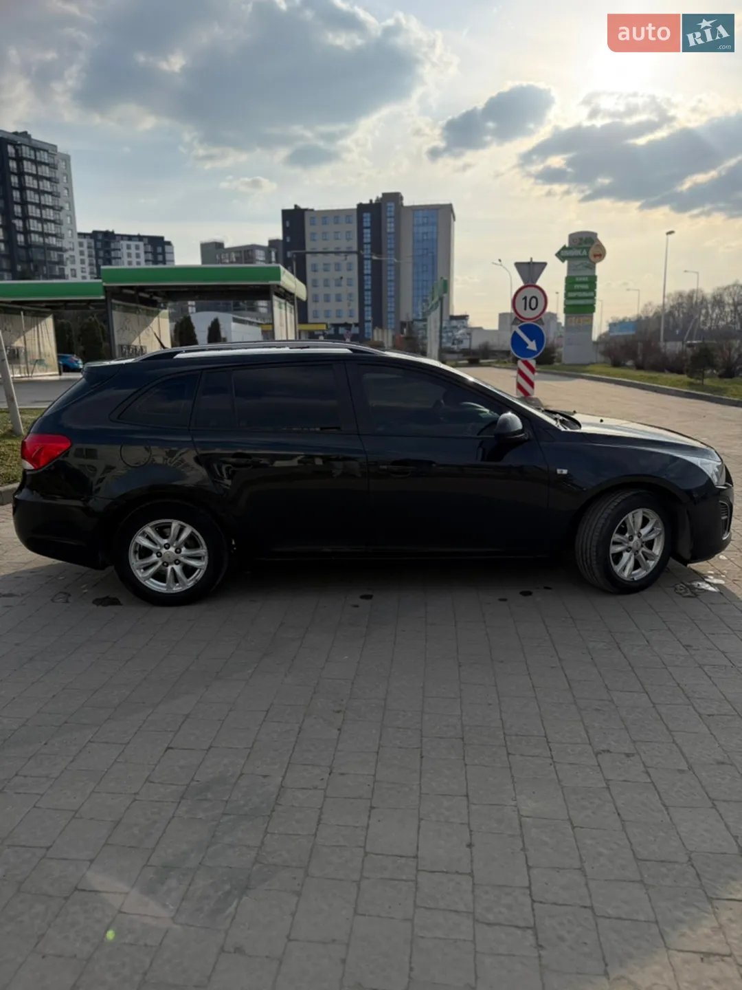 2012 Chevrolet Cruze - мініатюра 3