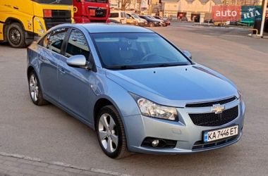 Седан Chevrolet Cruze 2010 в Василькове