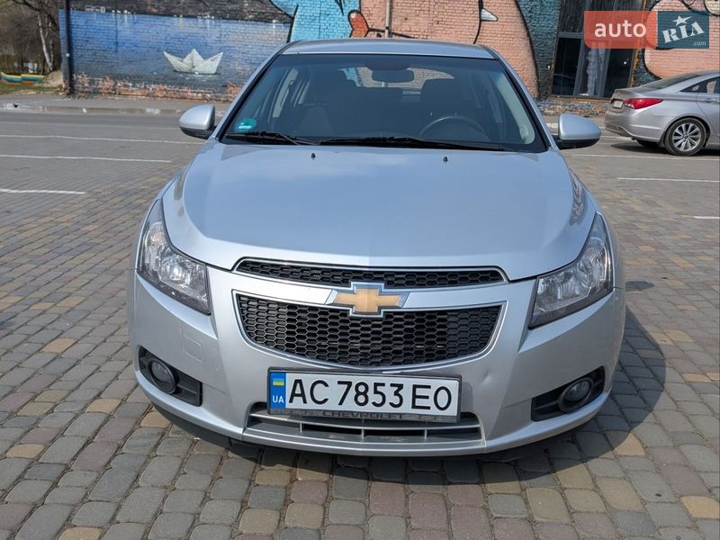 Хэтчбек Chevrolet Cruze 2012 в Луцке