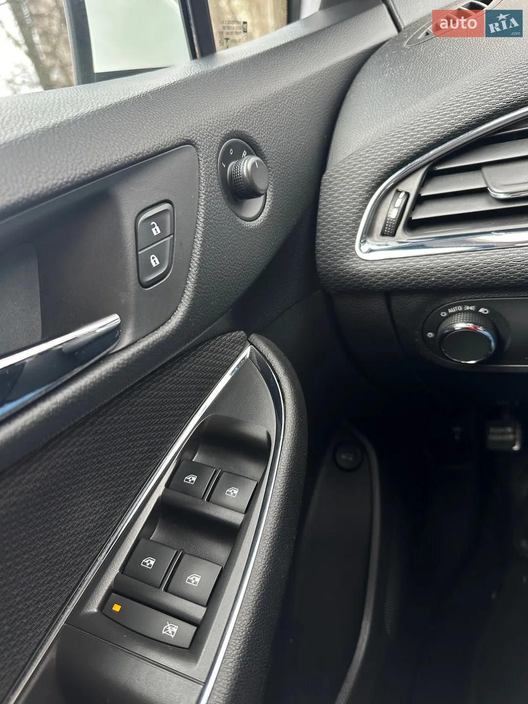 2017 Chevrolet Cruze - мініатюра 13