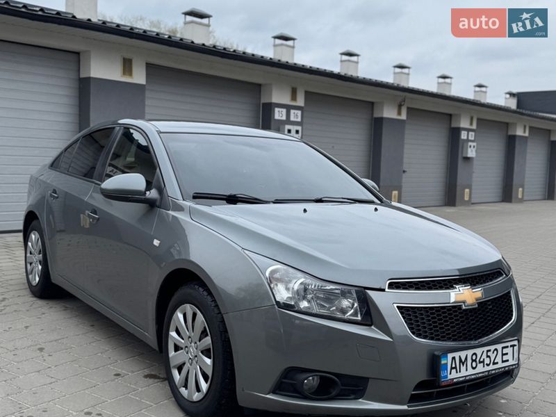 Седан Chevrolet Cruze 2011 в Житомире