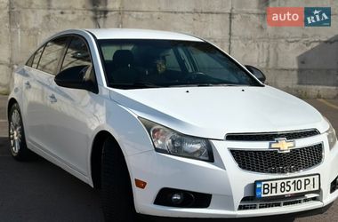 Седан Chevrolet Cruze 2011 в Ровно