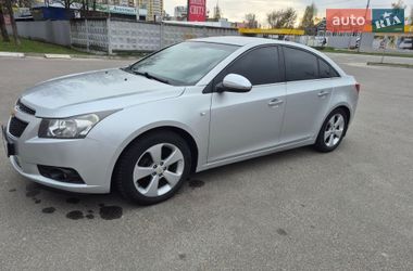 Седан Chevrolet Cruze 2011 в Киеве