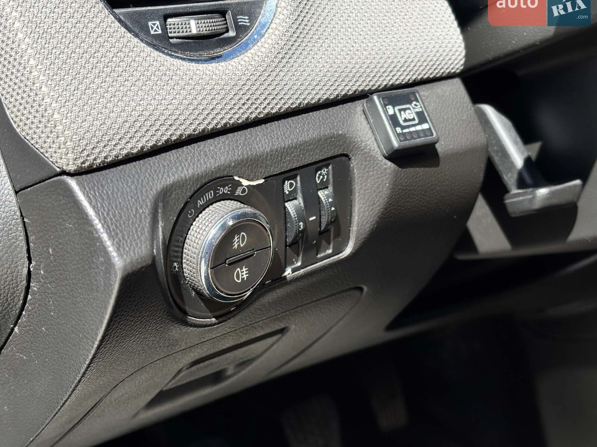 2011 Chevrolet Cruze - мініатюра 18
