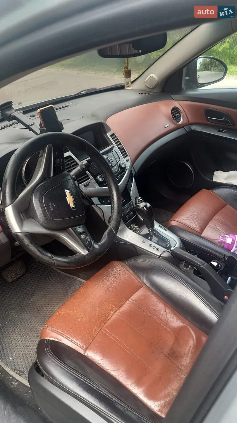 2010 Chevrolet Cruze - мініатюра 5