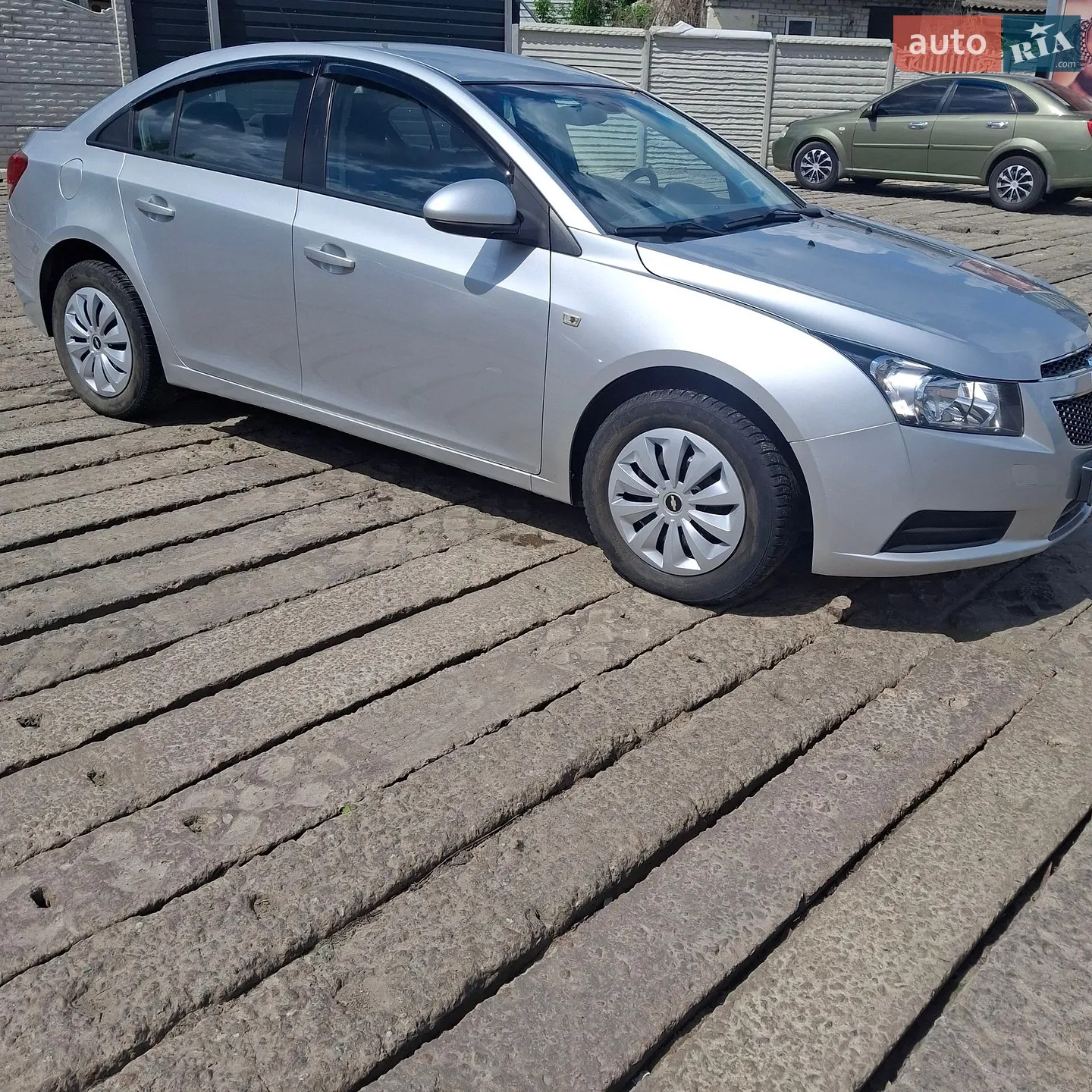 2014 Chevrolet Cruze - мініатюра 2