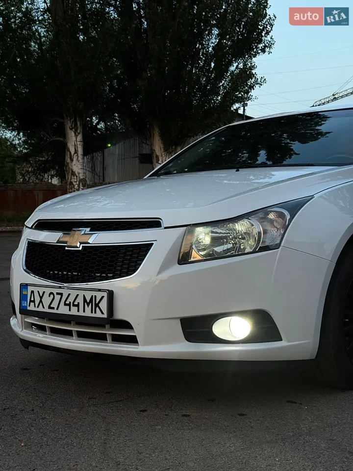 2011 Chevrolet Cruze - мініатюра 17