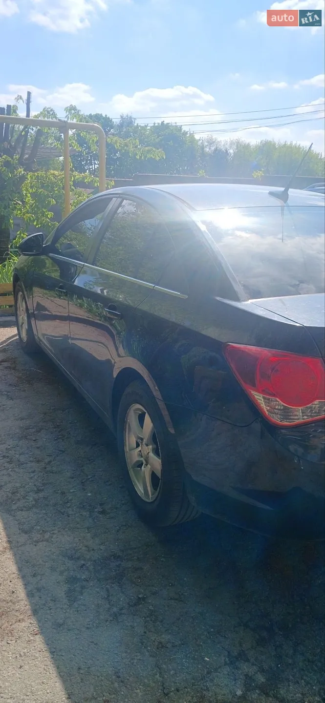 2011 Chevrolet Cruze - мініатюра 2