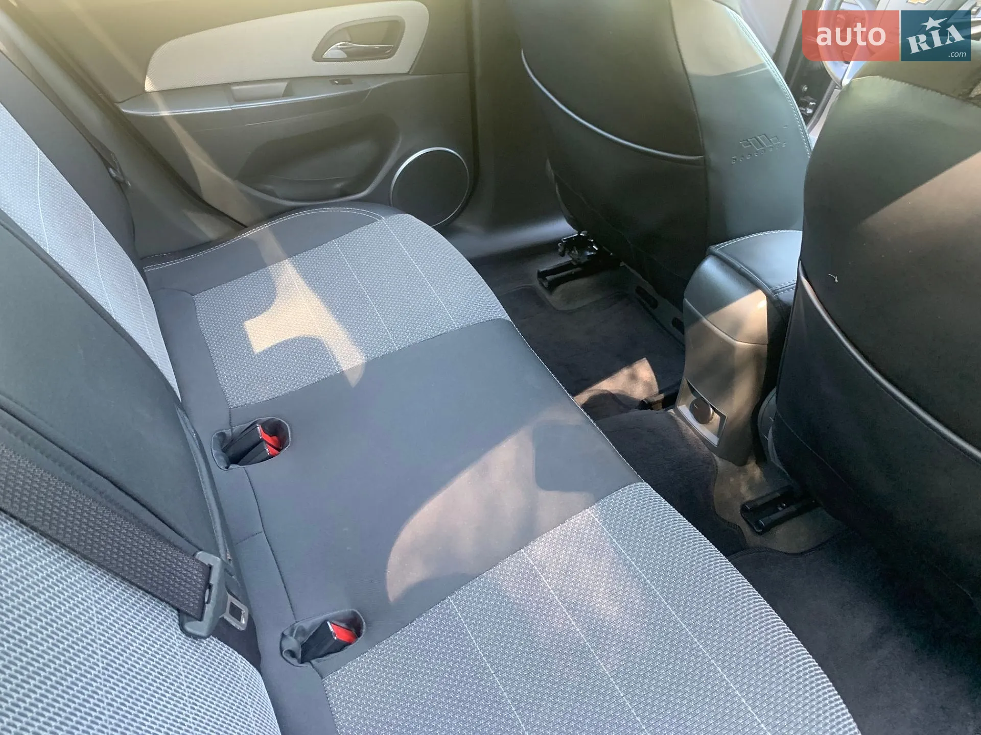 2010 Chevrolet Cruze - мініатюра 17