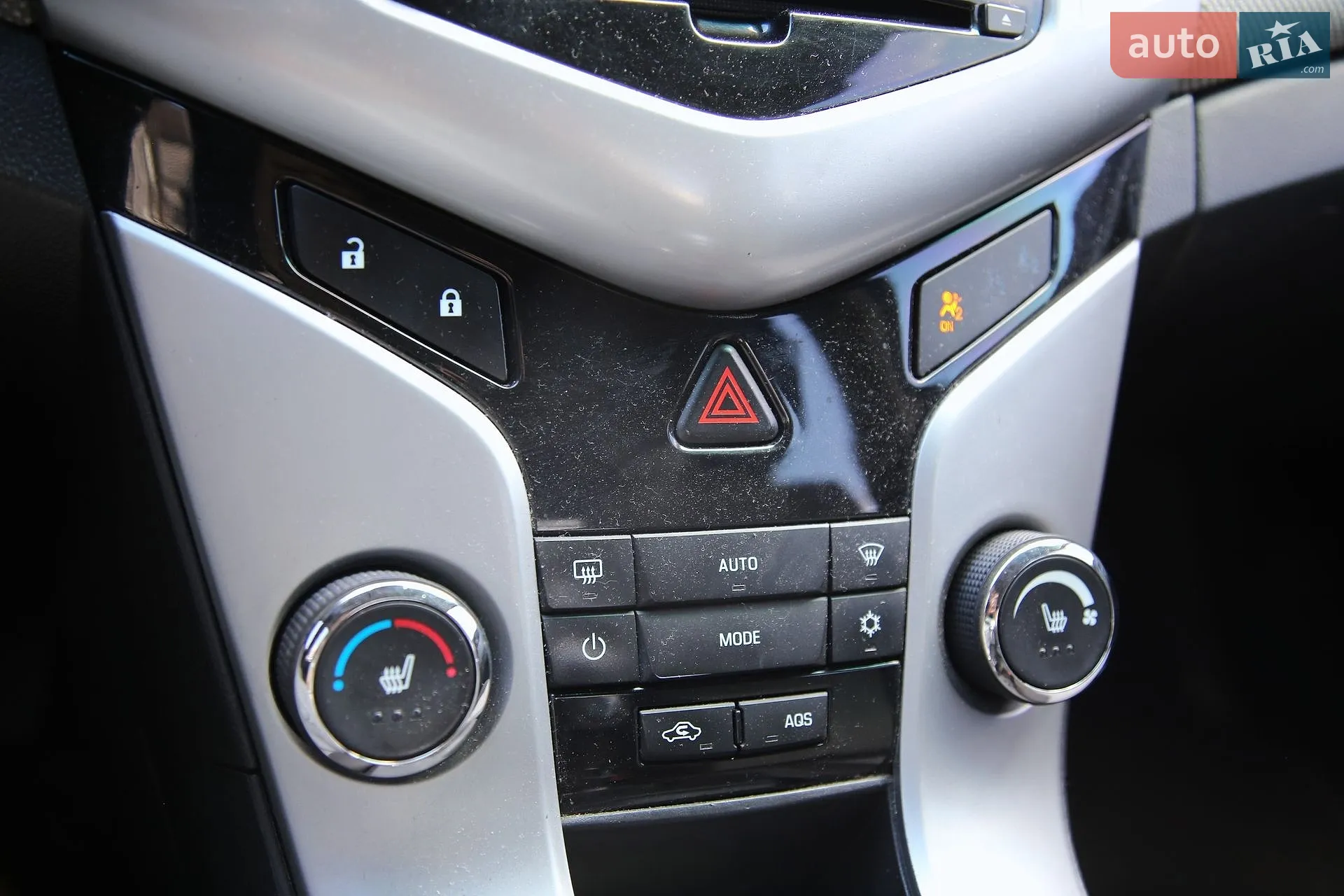 2011 Chevrolet Cruze - мініатюра 16