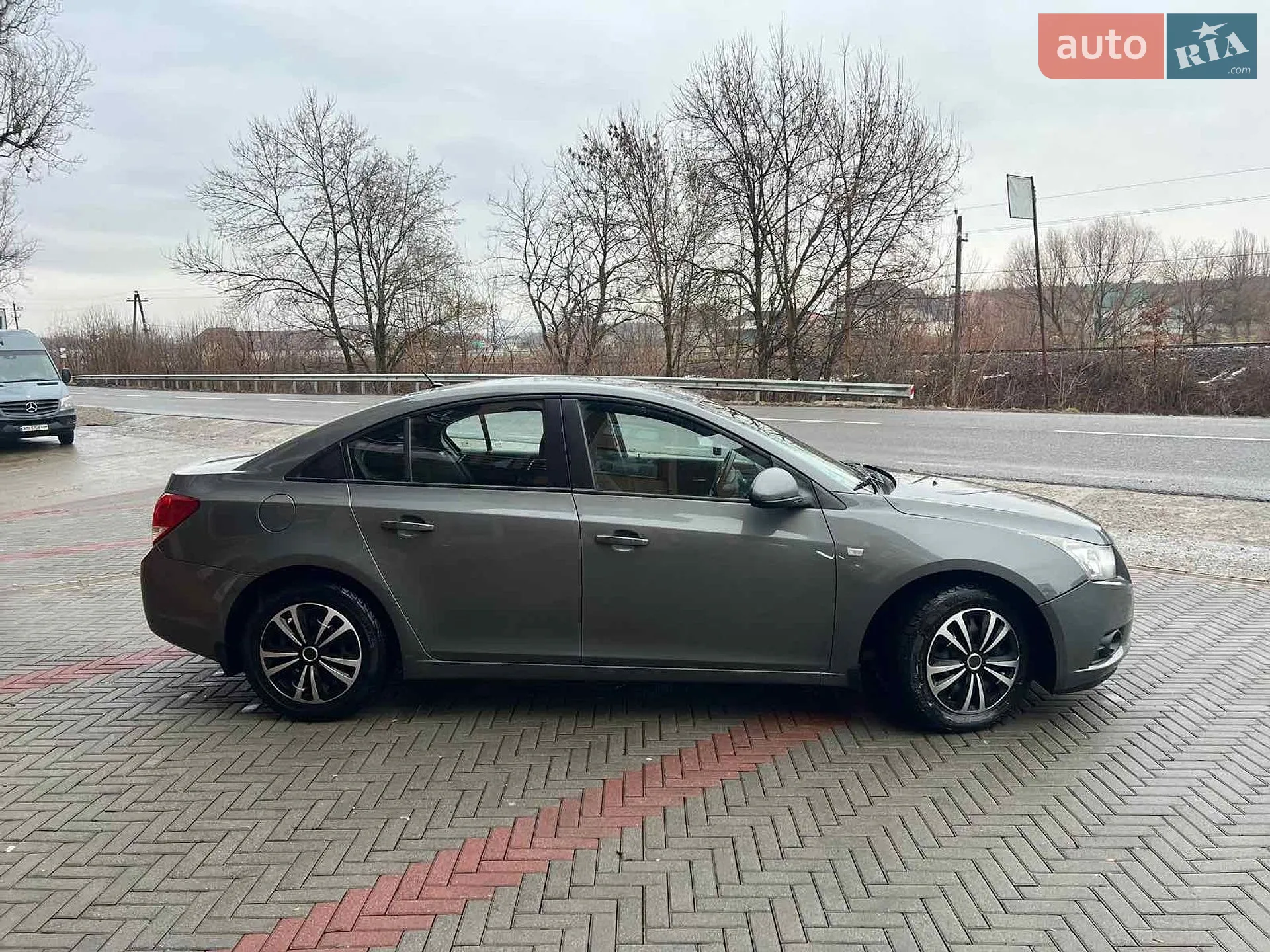 2012 Chevrolet Cruze - мініатюра 2