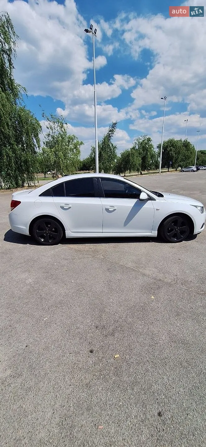 2011 Chevrolet Cruze - мініатюра 4