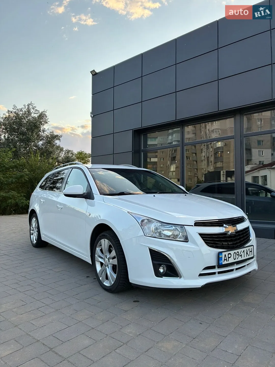 2012 Chevrolet Cruze - мініатюра 2