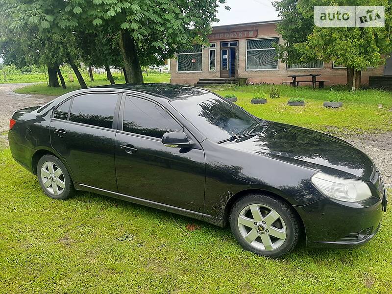 Седан Chevrolet Epica 2007 в Львові