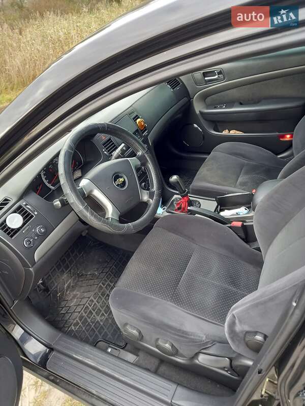 Седан Chevrolet Epica 2006 в Львове