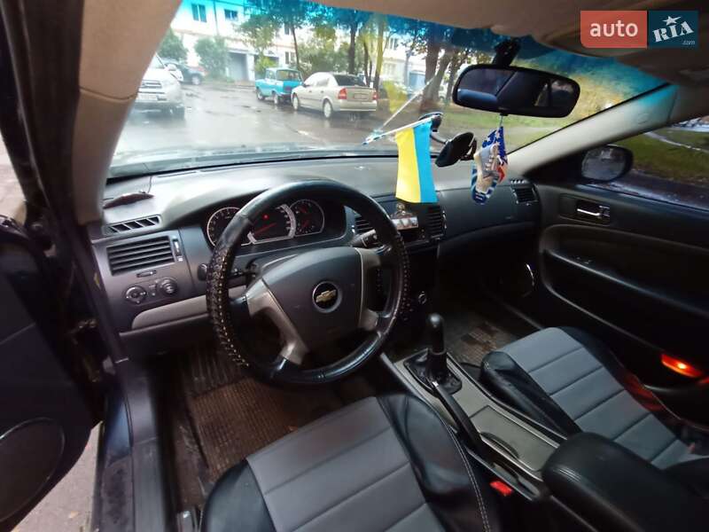 Седан Chevrolet Epica 2007 в Сумах
