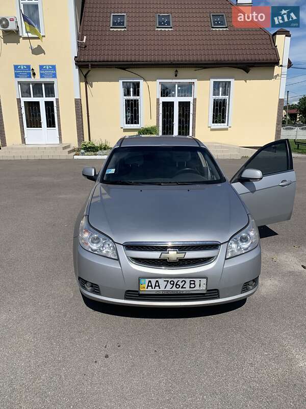 Седан Chevrolet Epica 2008 в Києві