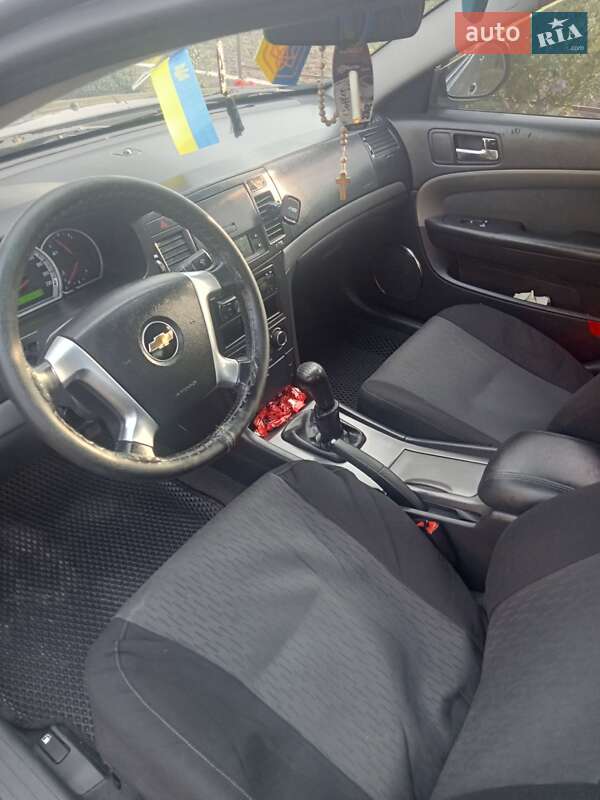 Седан Chevrolet Epica 2010 в Жидачові