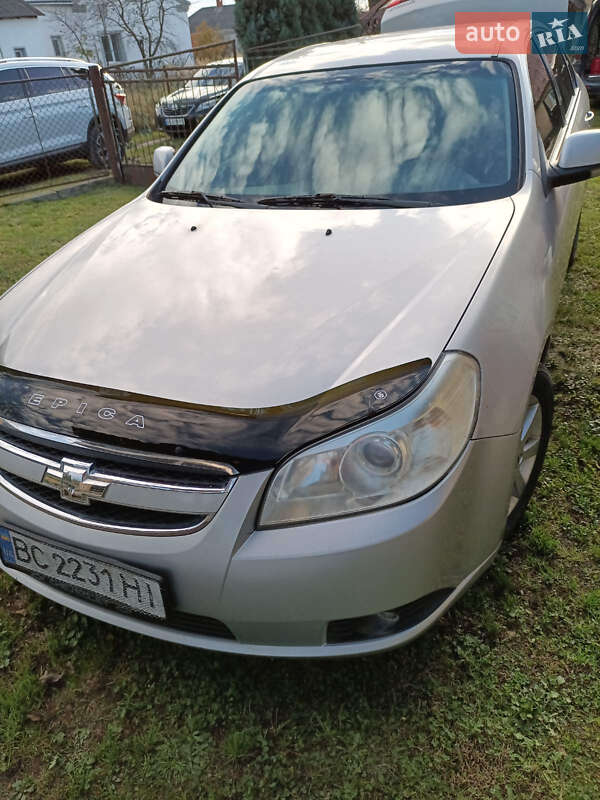 Седан Chevrolet Epica 2009 в Львові