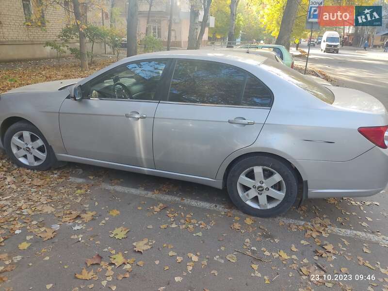 Седан Chevrolet Epica 2007 в Веселиновому