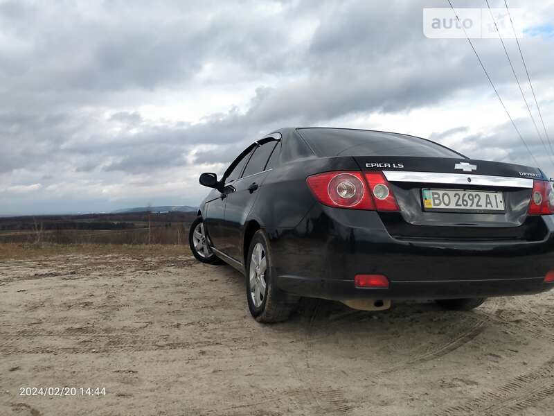 Седан Chevrolet Epica 2007 в Кременце