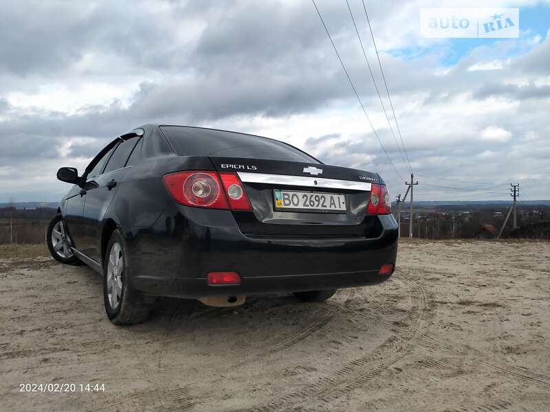Седан Chevrolet Epica 2007 в Кременце