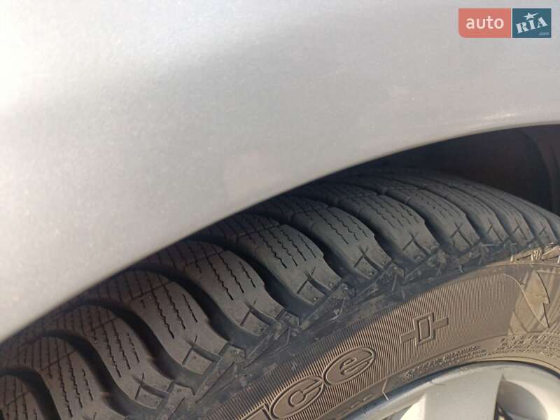 Седан Chevrolet Epica 2006 в Запорожье