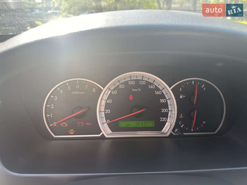 Седан Chevrolet Epica 2008 в Львове