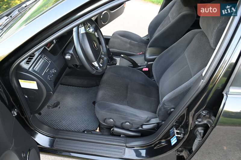 Седан Chevrolet Epica 2009 в Харкові