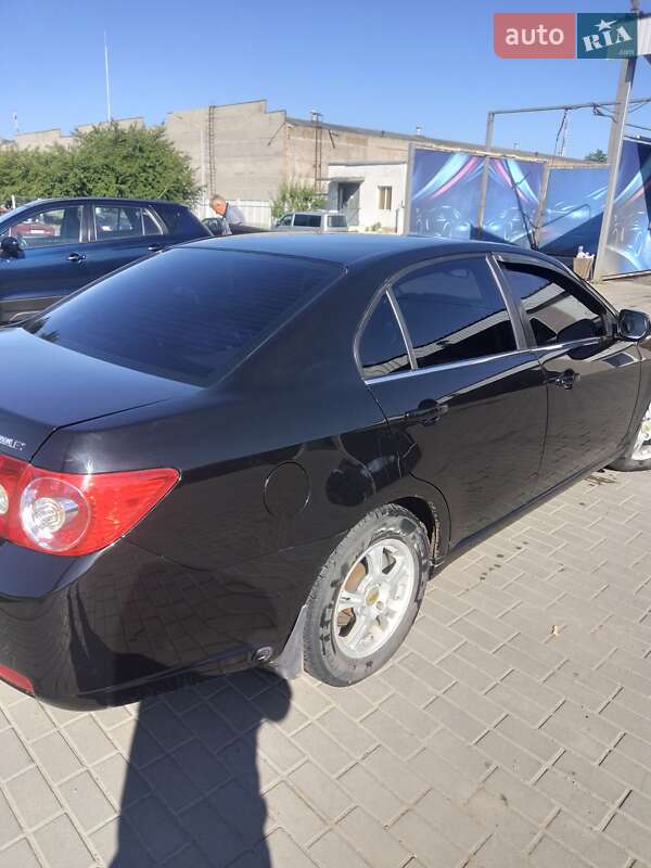 Седан Chevrolet Epica 2006 в Ахтырке