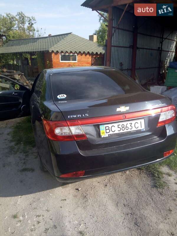 Седан Chevrolet Epica 2010 в Золочеві