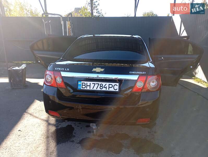 Седан Chevrolet Epica 2006 в Миколаєві