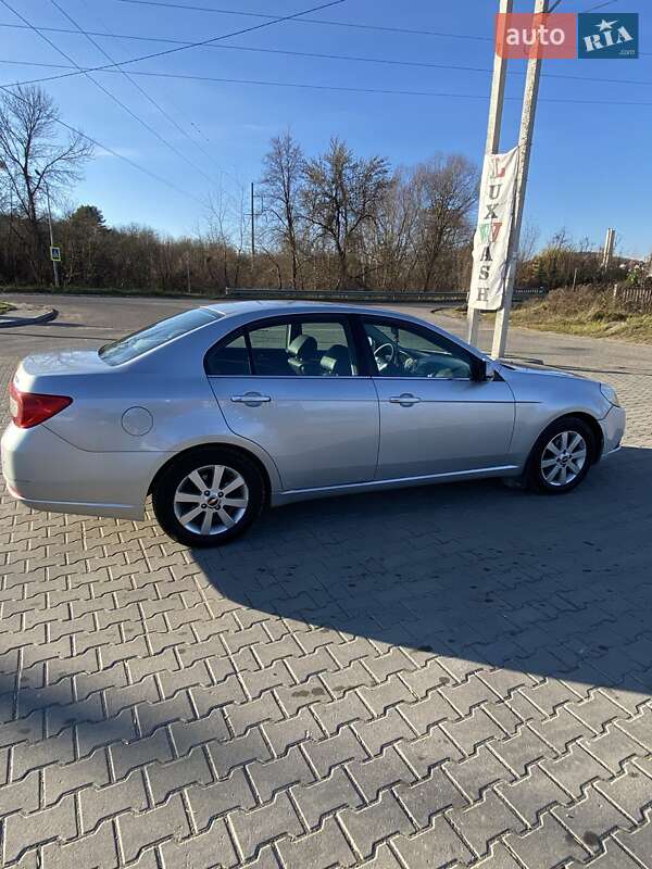 Седан Chevrolet Epica 2011 в Львові