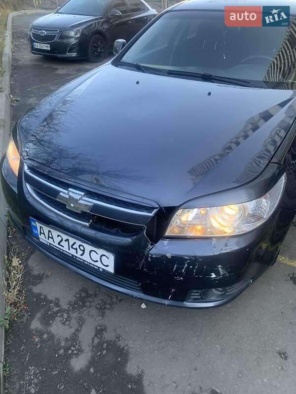 Седан Chevrolet Epica 2008 в Києві