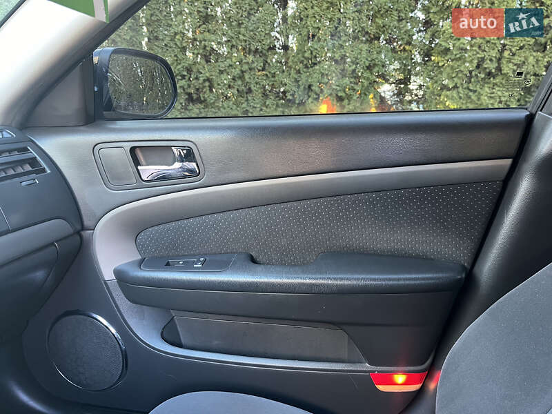 Седан Chevrolet Epica 2007 в Білій Церкві