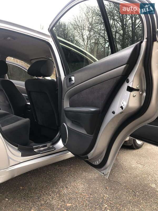 Седан Chevrolet Epica 2007 в Фастові