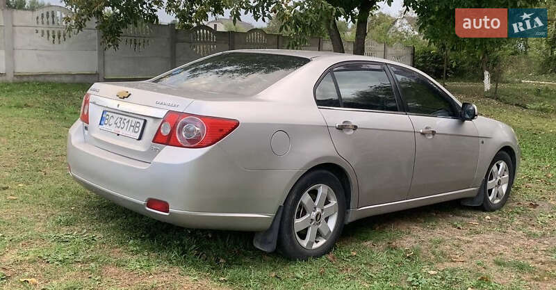 Седан Chevrolet Epica 2007 в Жовкве