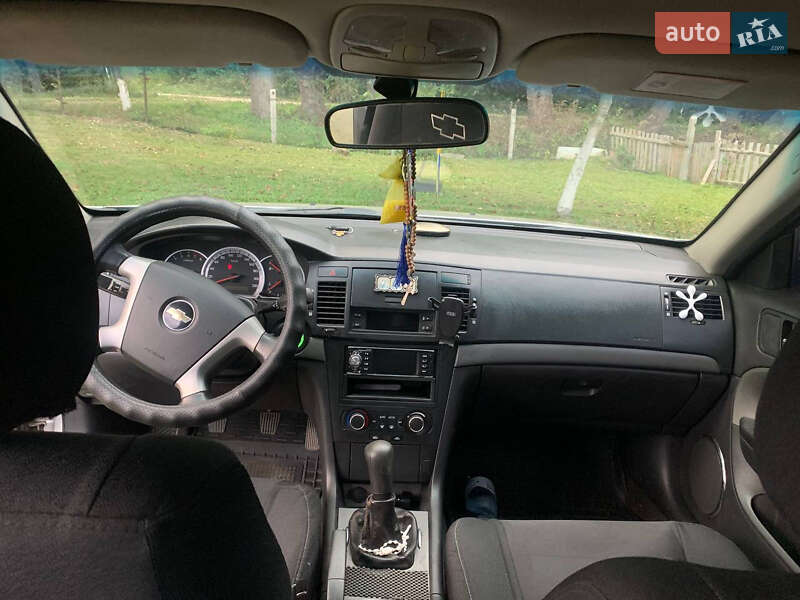Седан Chevrolet Epica 2007 в Жовкве