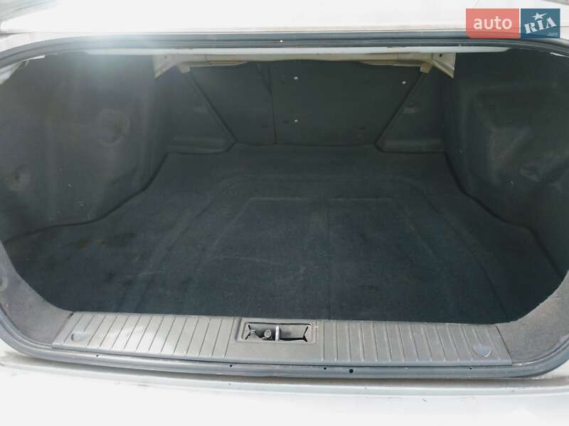 Седан Chevrolet Epica 2007 в Городку