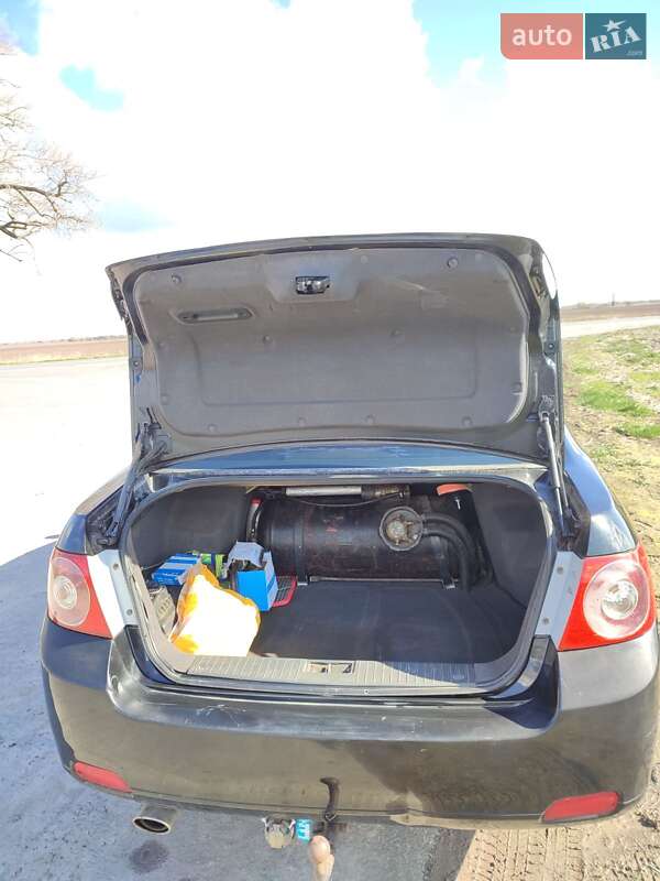 Седан Chevrolet Epica 2007 в Славянске