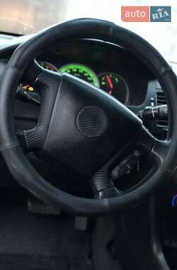 Седан Chevrolet Epica 2007 в 