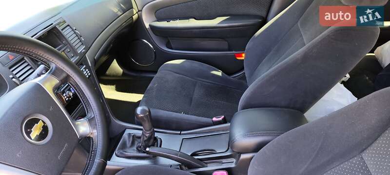 Седан Chevrolet Epica 2009 в Львове