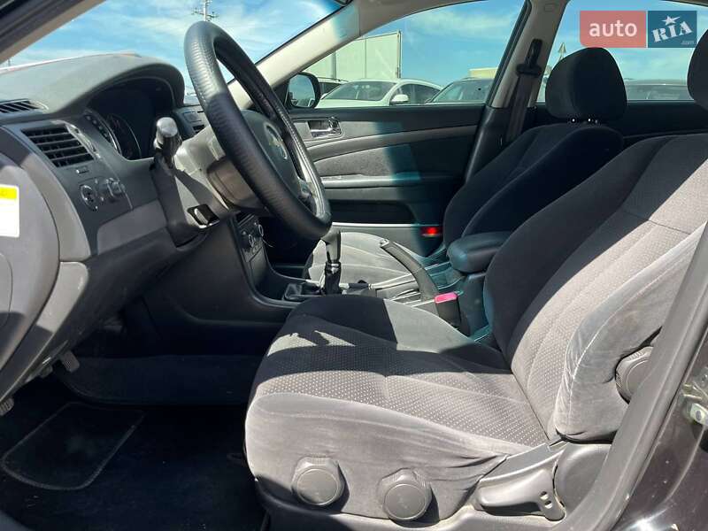 Седан Chevrolet Epica 2009 в Львові