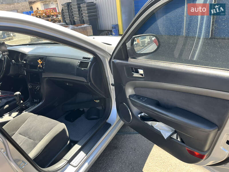 Седан Chevrolet Epica 2011 в Києві